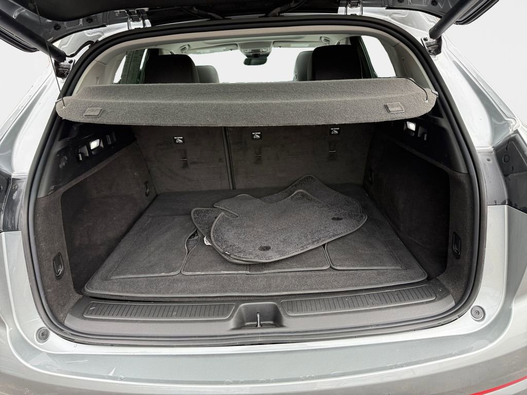 Used 2024 Buick Envision Avenir image 23