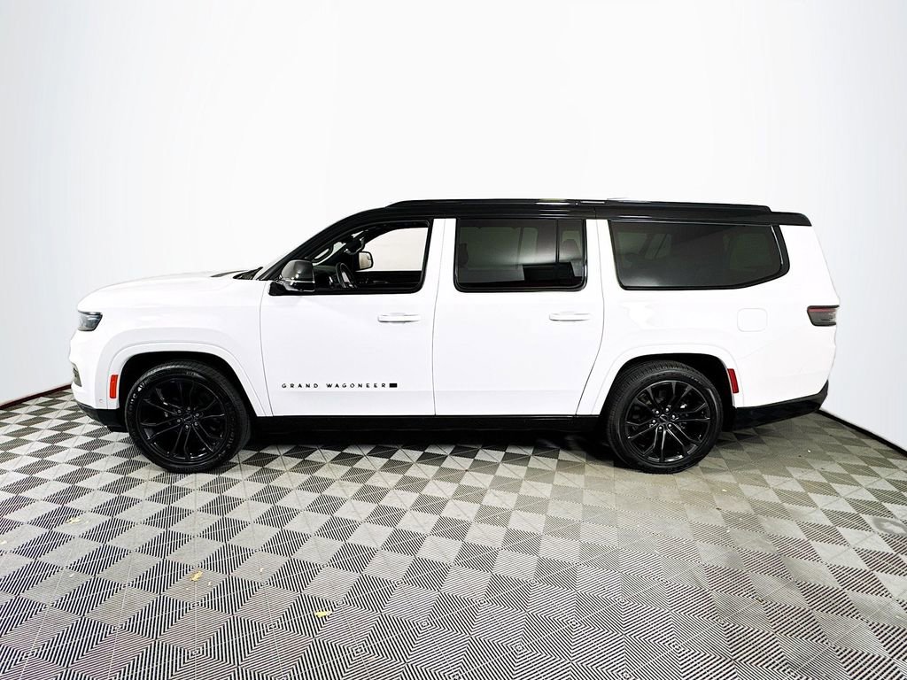 Used 2024 Jeep Grand Wagoneer L Series II w/ Quick Order Packagew 28T image 4