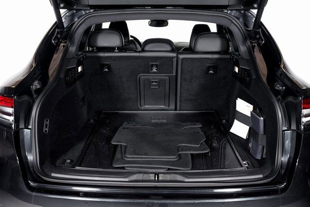 Used 2024 Maserati Levante Modena Ultima image 5