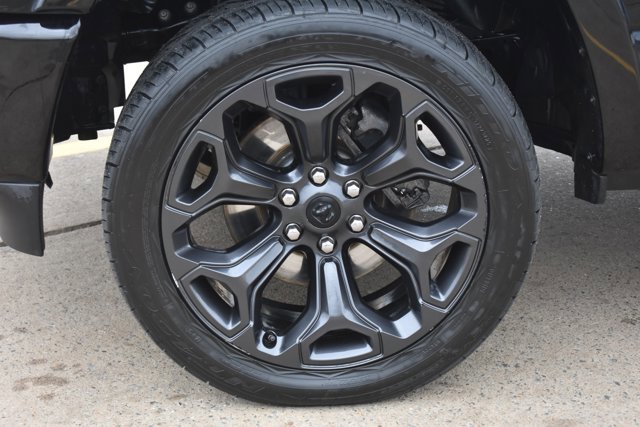 Used 2024 RAM 1500 Limited AWD/4WD image 11