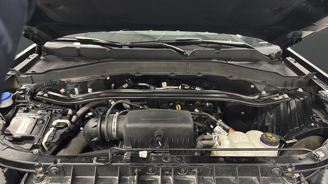 Used 2022 Ford Explorer ST-Line AWD/4WD image 27