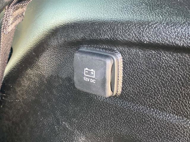 Used 2023 Jeep Grand Cherokee L Laredo image 13