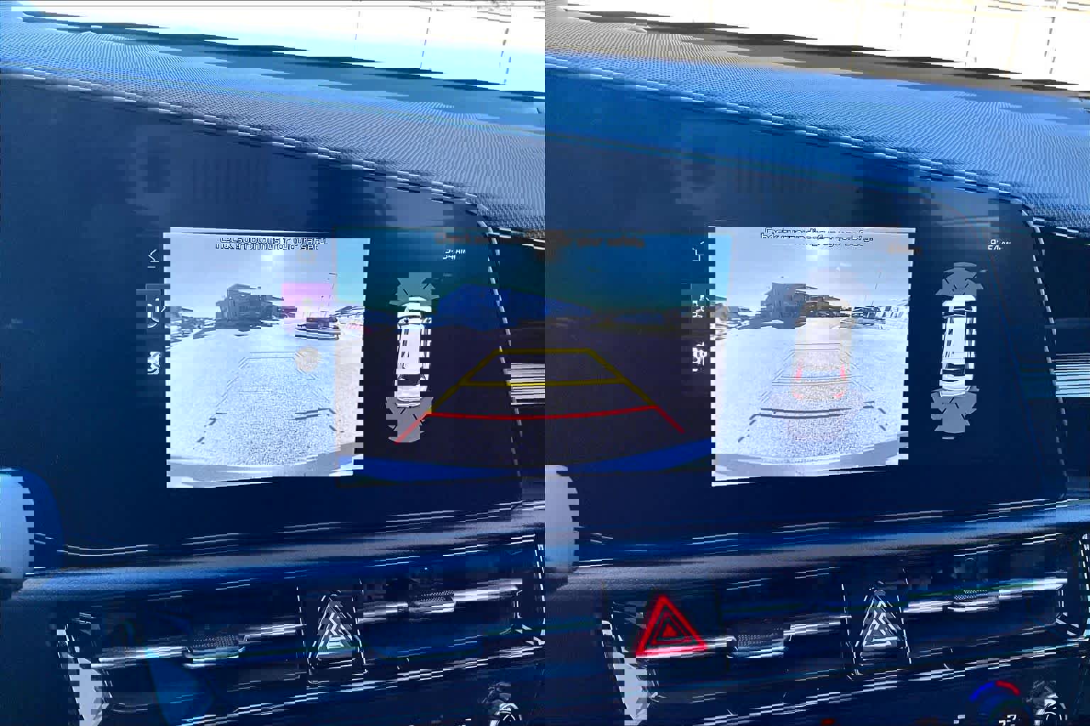 Used 2023 Kia Niro SX image 26