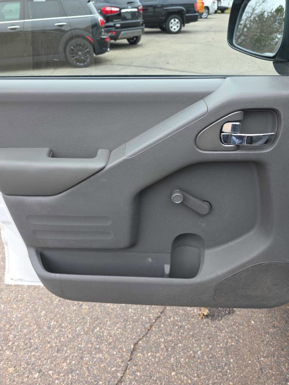 Used 2017 Nissan Frontier S RWD image 9