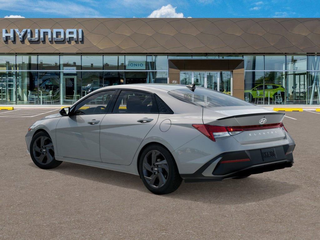 New 2026 Hyundai Elantra Sport image 6