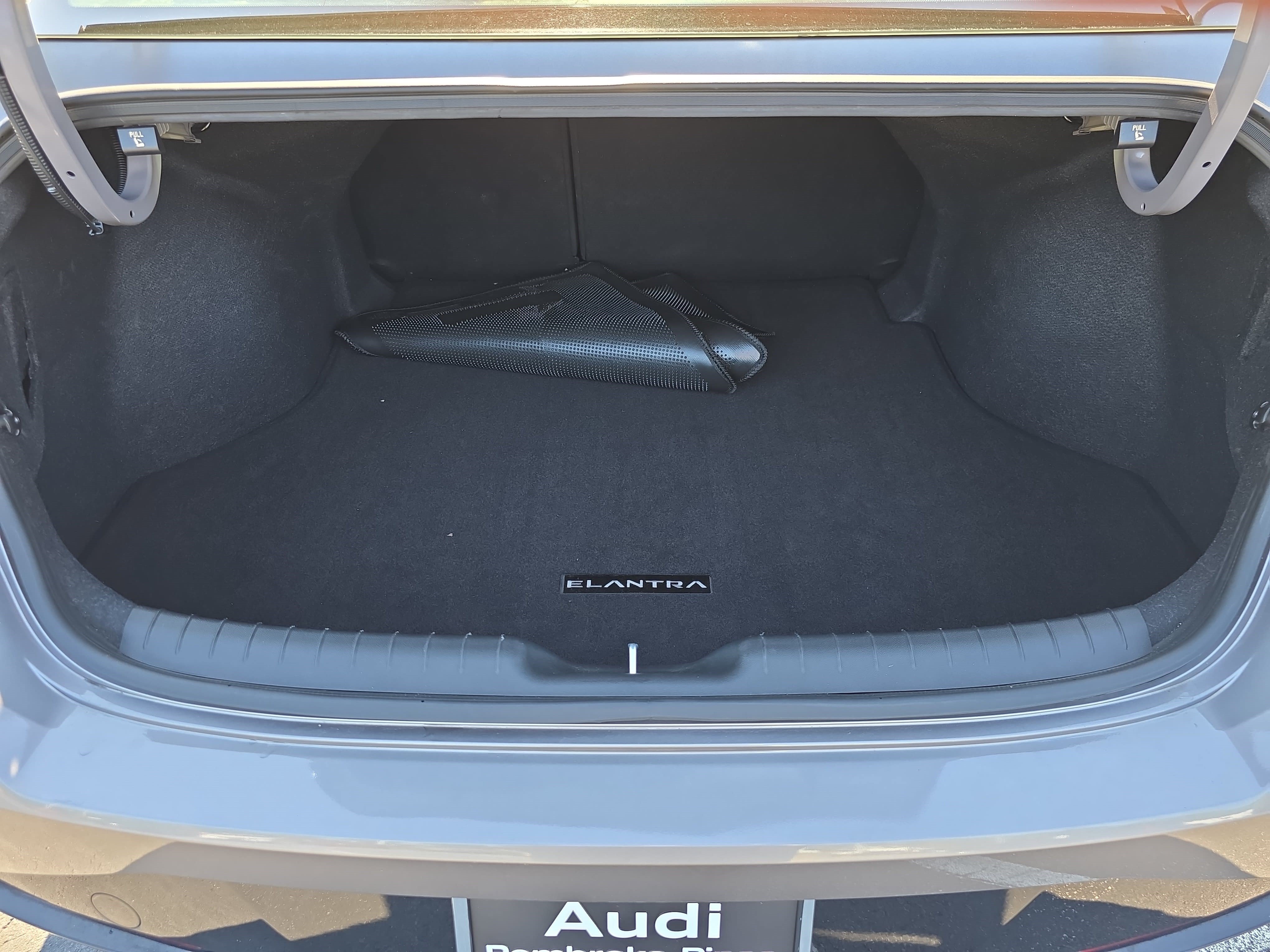 Used 2023 Hyundai Elantra N Line w/ Cargo Package FWD image 13