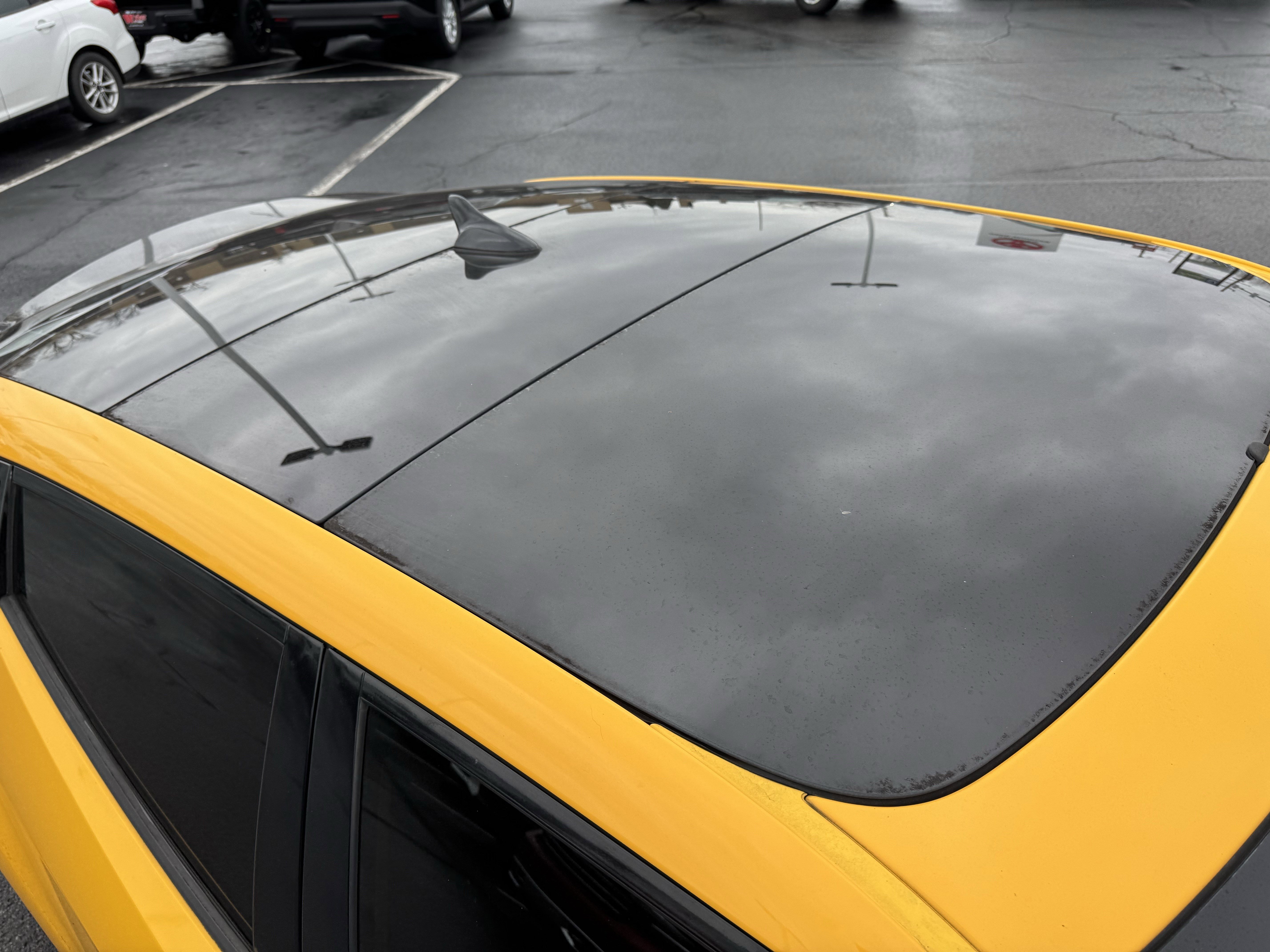 Used 2016 Hyundai Veloster w/ Option Group 02 image 18