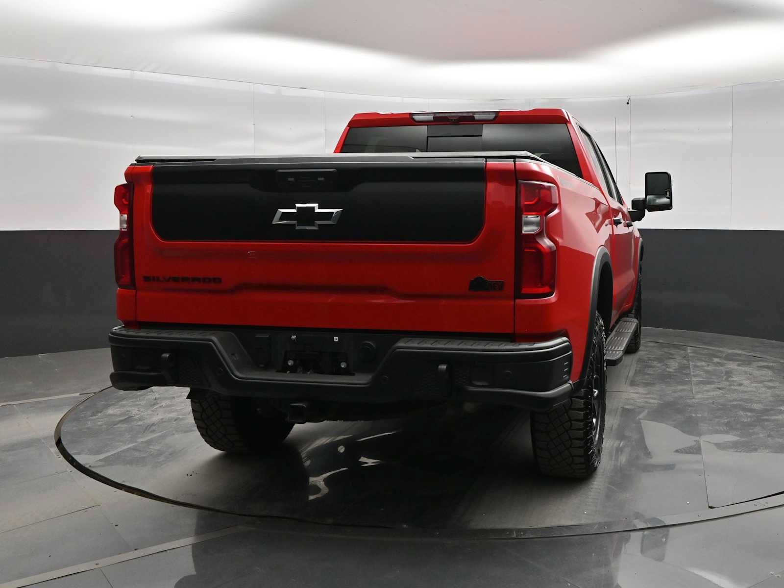 Used 2024 Chevrolet Silverado 1500 ZR2 w/ ZR2 Bison Edition AWD/4WD image 6