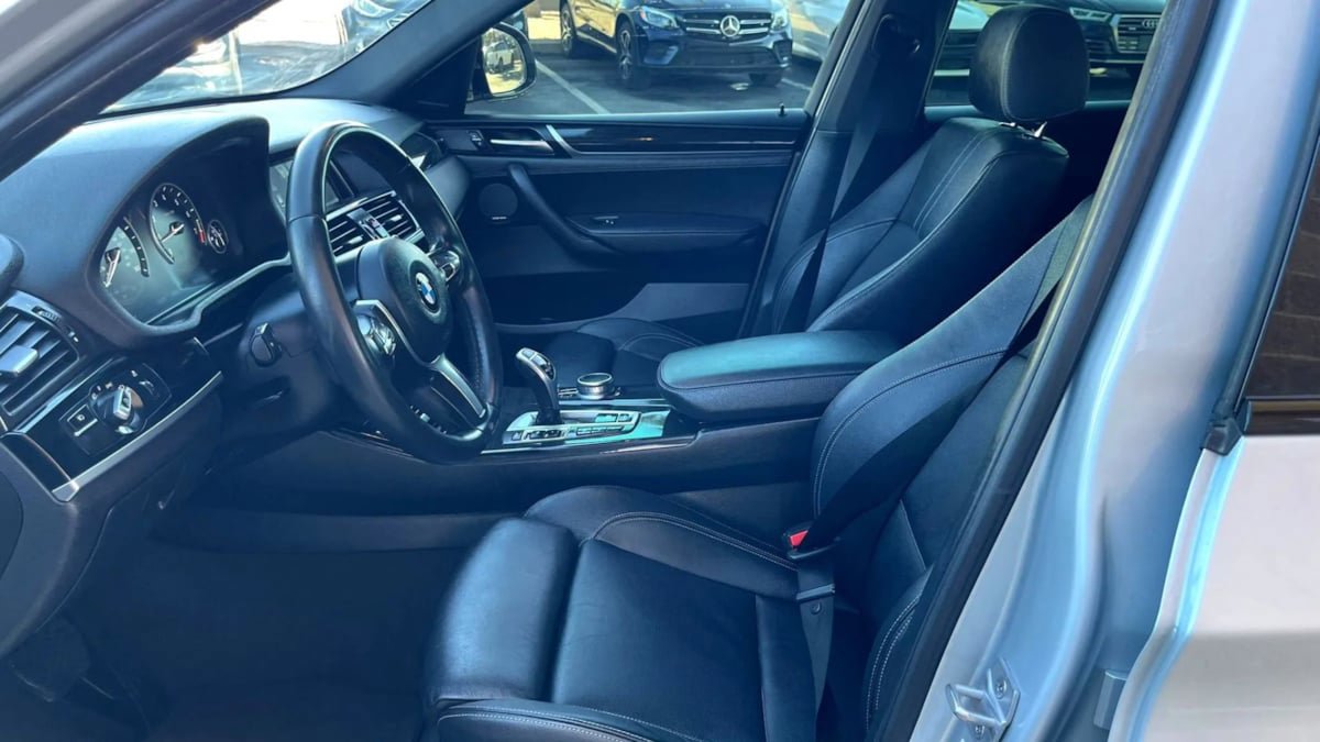Used 2018 BMW X4 M40i image 42