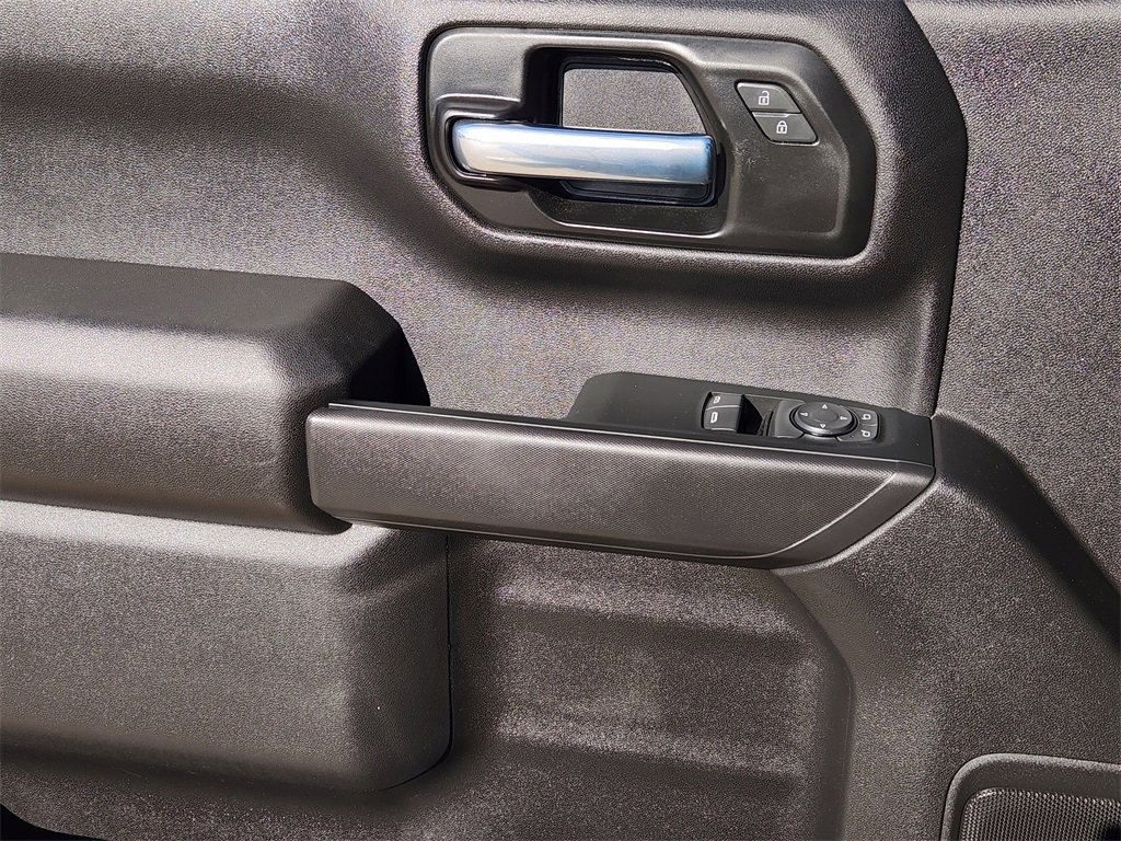 Used 2025 Chevrolet Silverado 1500 W/T w/ WT Value Package image 25