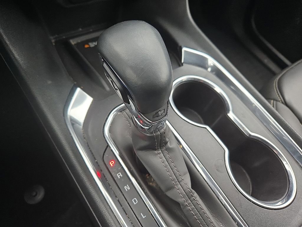 Used 2023 Chevrolet Traverse LT image 21