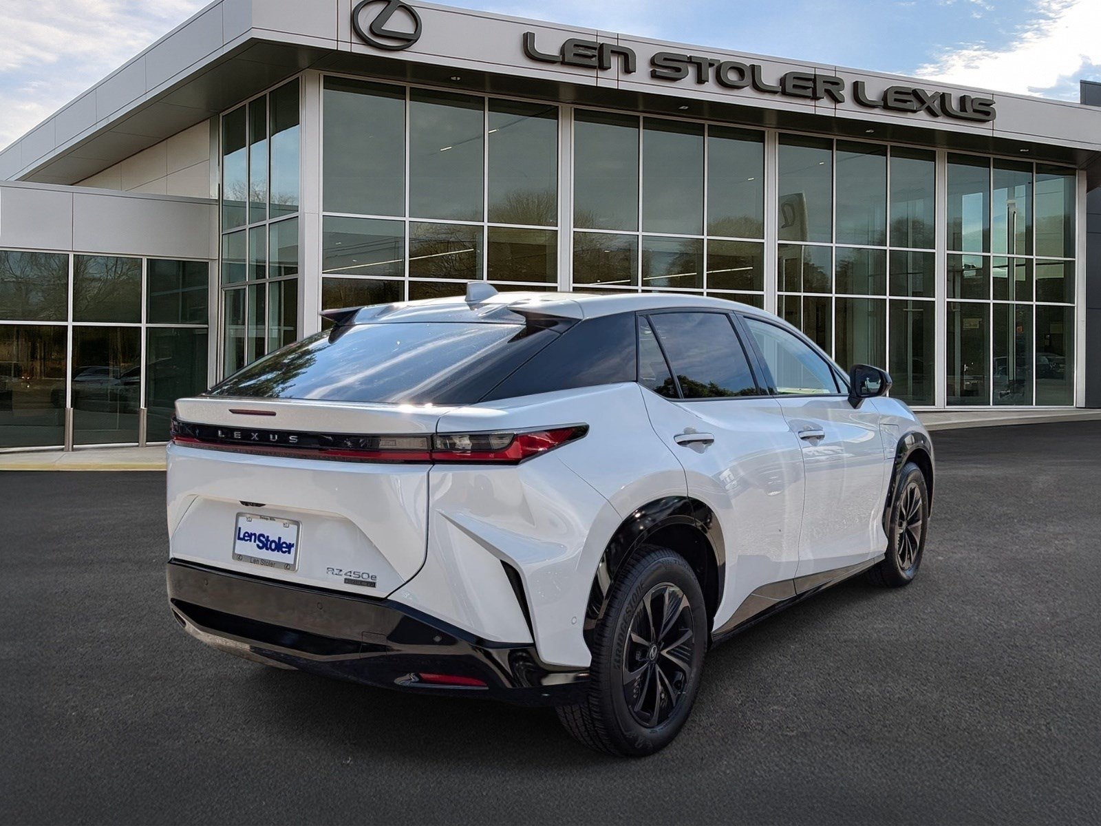 New 2026 Lexus RZ 450e AWD image 2