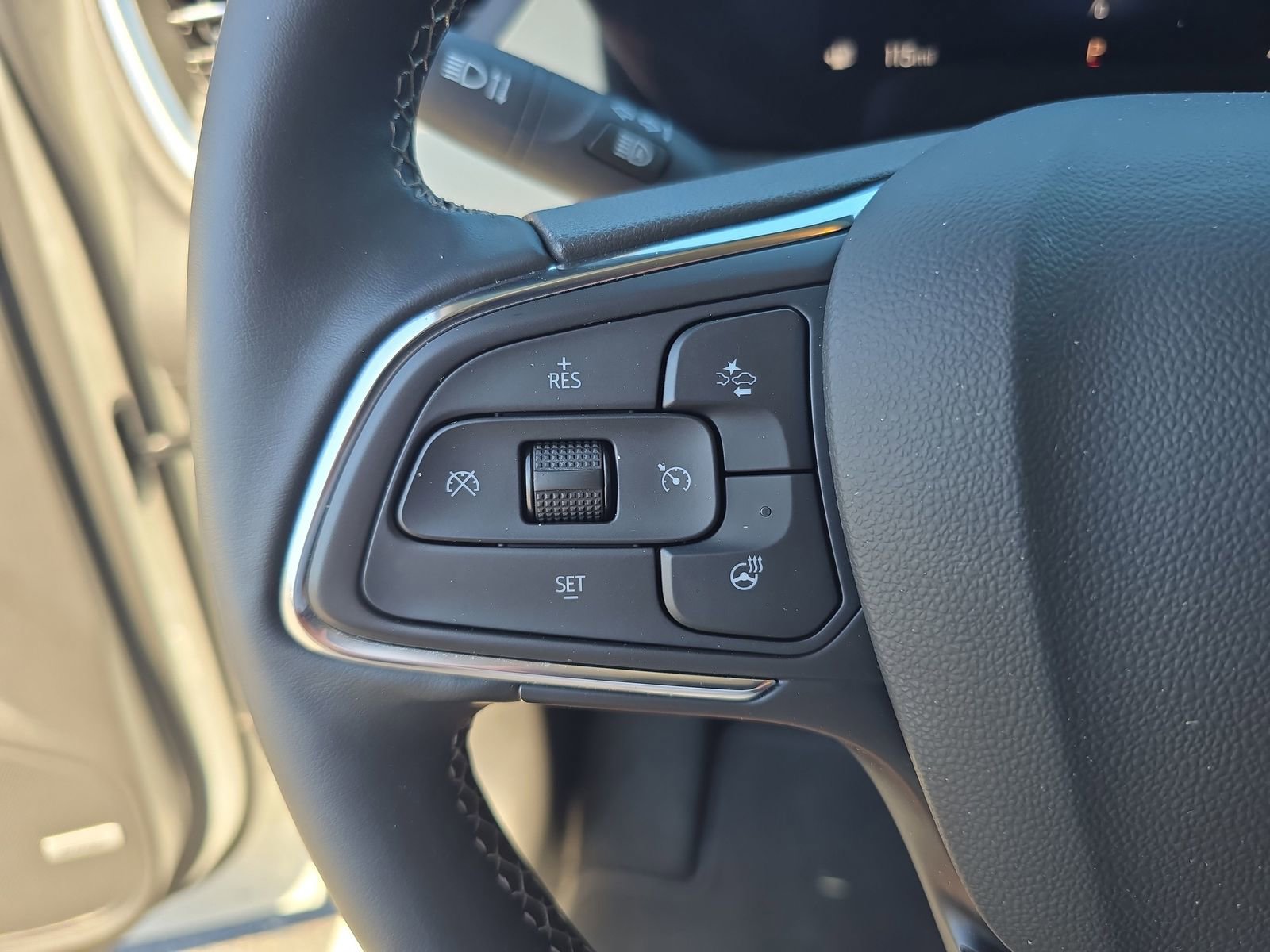 Used 2026 Buick Encore GX Avenir w/ Avenir Technology Package AWD/4WD image 24