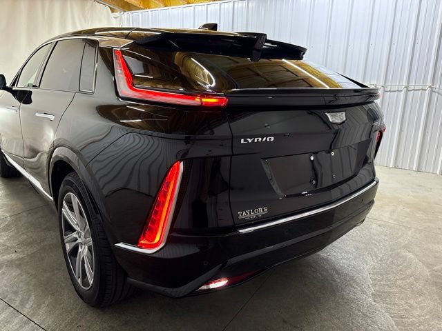 Used 2024 Cadillac Lyriq Tech w/ Driver Assist Package AWD/4WD image 9