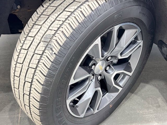 Used 2022 Chevrolet Silverado 1500 LT AWD/4WD image 38