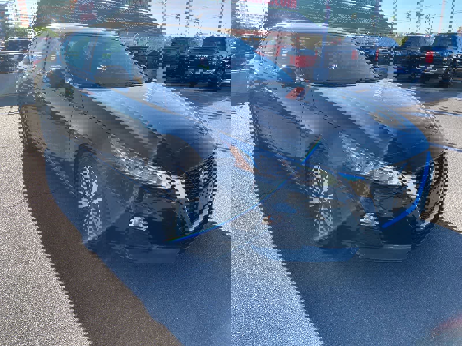 Used 2022 Nissan Altima 2.5 SV image 3