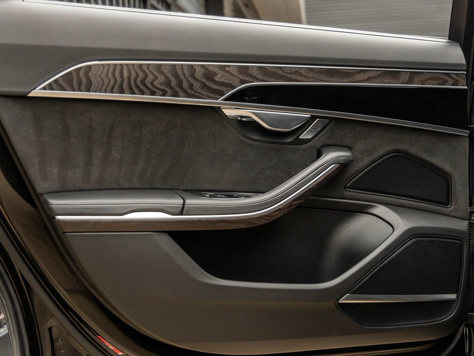 Used 2022 Audi A8 L 3.0T image 37