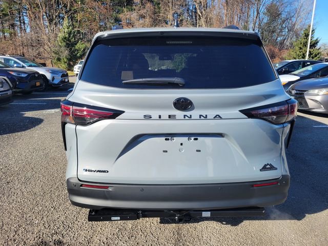 New 2026 Toyota Sienna XLE Woodland Edition AWD/4WD image 4