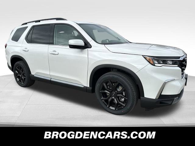 New 2025 Honda Pilot Touring