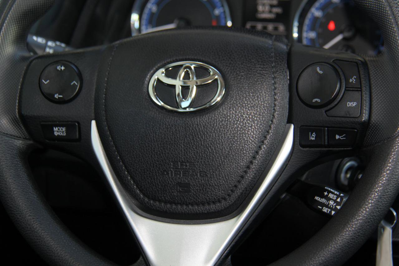 Used 2017 Toyota Corolla LE w/ Carpet Mat Package (TMS) image 14