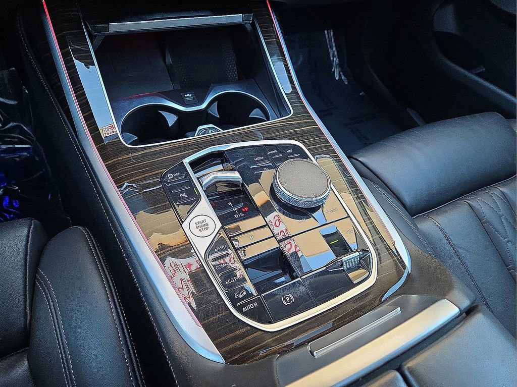 Used 2023 BMW X7 xDrive40i image 30