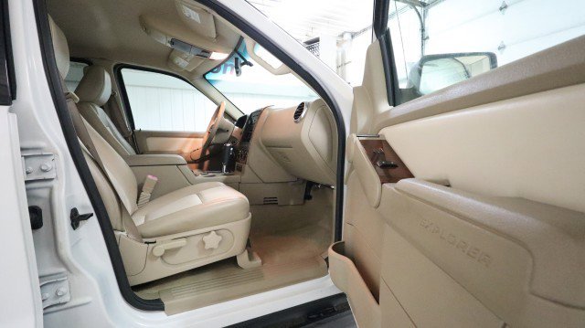 Used 2010 Ford Explorer Eddie Bauer AWD/4WD image 10