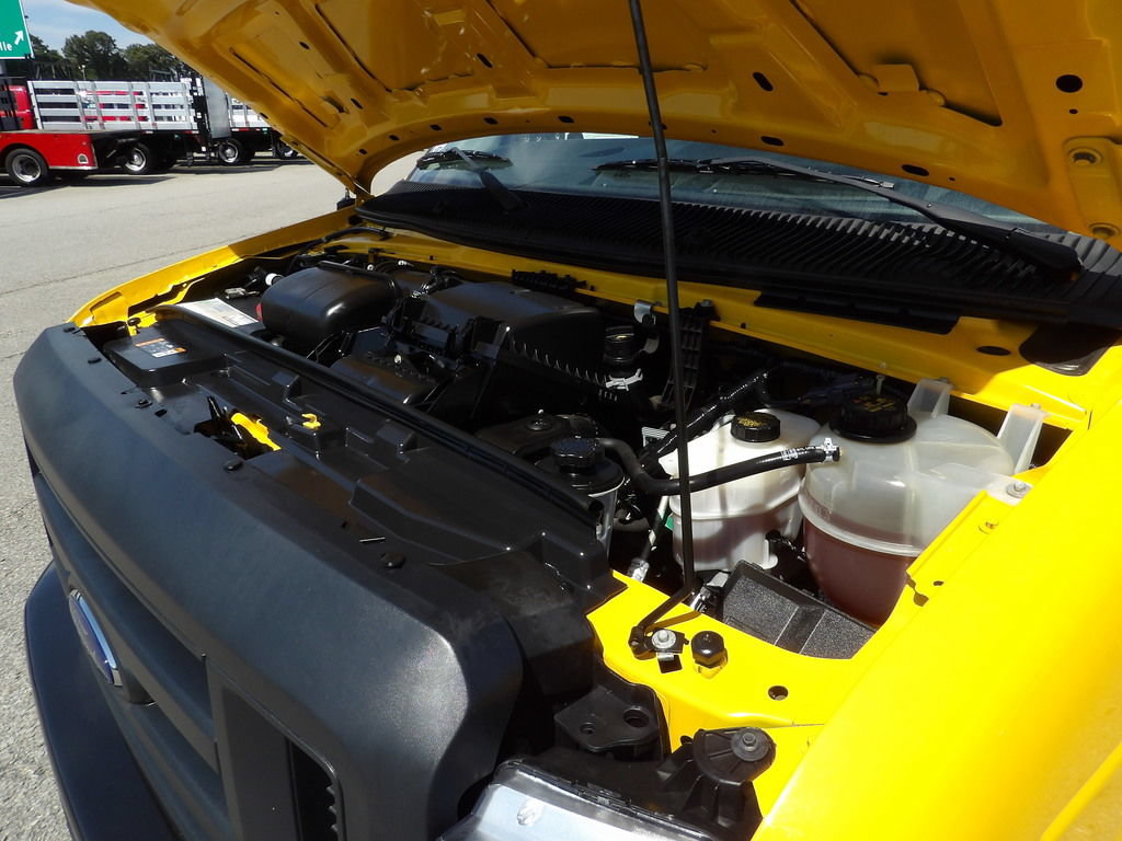 Used 2021 Ford E-350 and Econoline 350 Super Duty RWD image 30