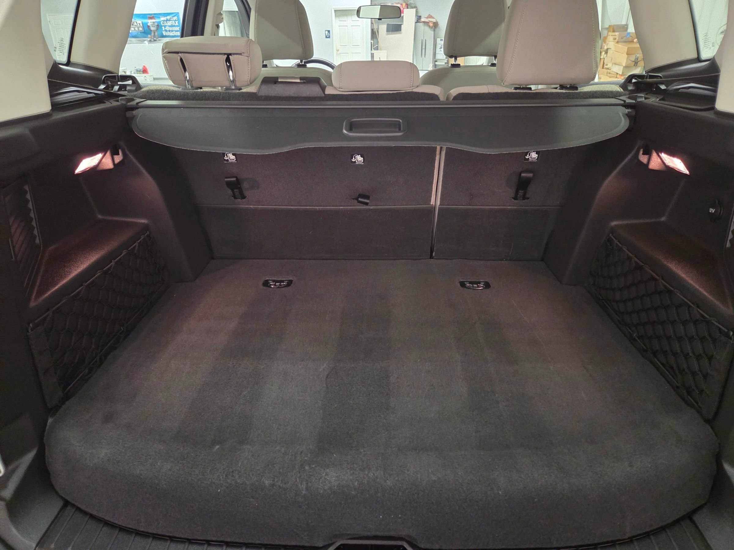 Used 2017 Ford C-MAX SE FWD image 36