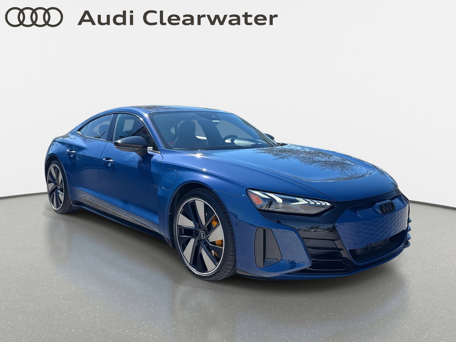 Used 2022 Audi RS e-tron GT w/ Carbon Performance Package image 7