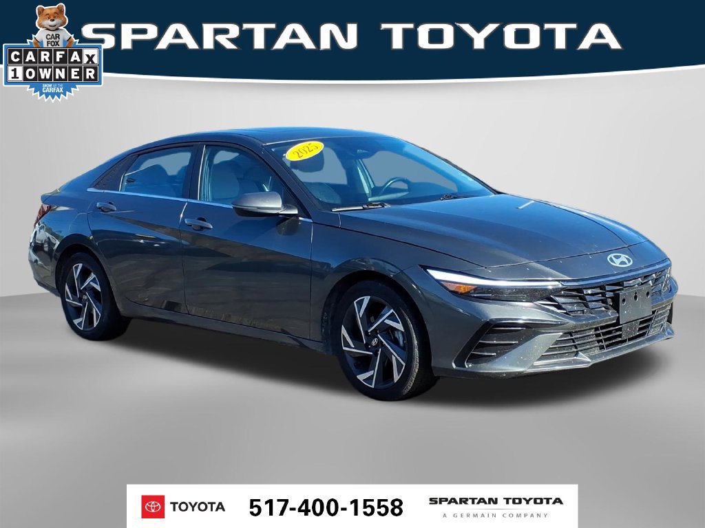 Used 2025 Hyundai Elantra Limited FWD image 5