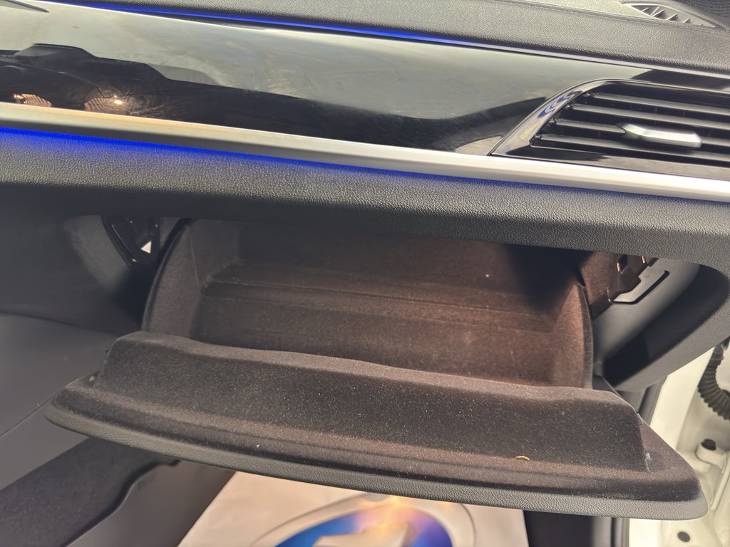 Used 2020 BMW M550i xDrive w/ Executive Package image 42