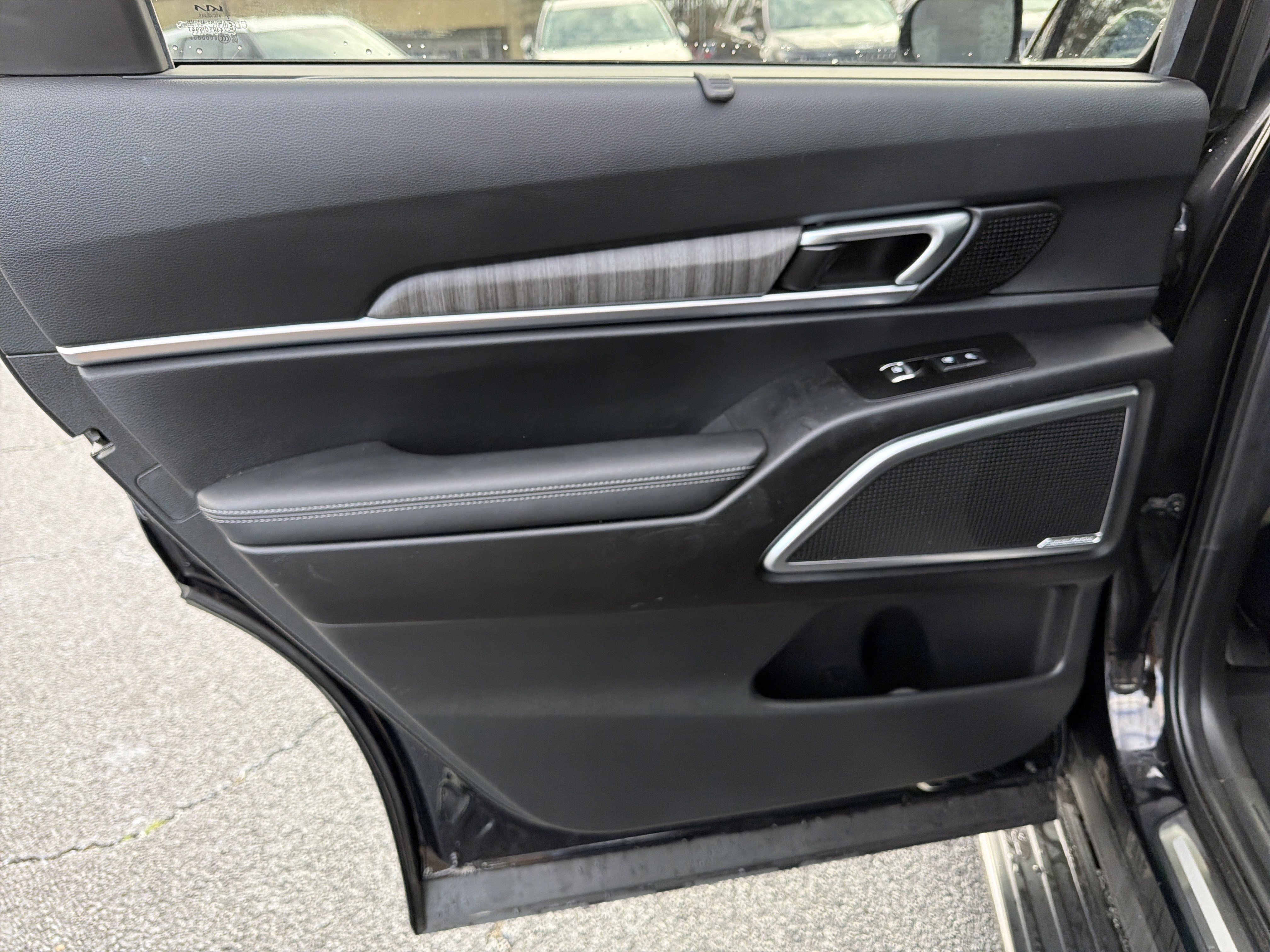 Used 2023 Kia Telluride SX Prestige image 22