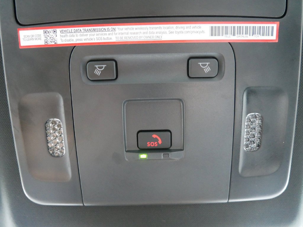 Used 2025 Toyota Camry SE w/ Convenience Package AWD/4WD image 27