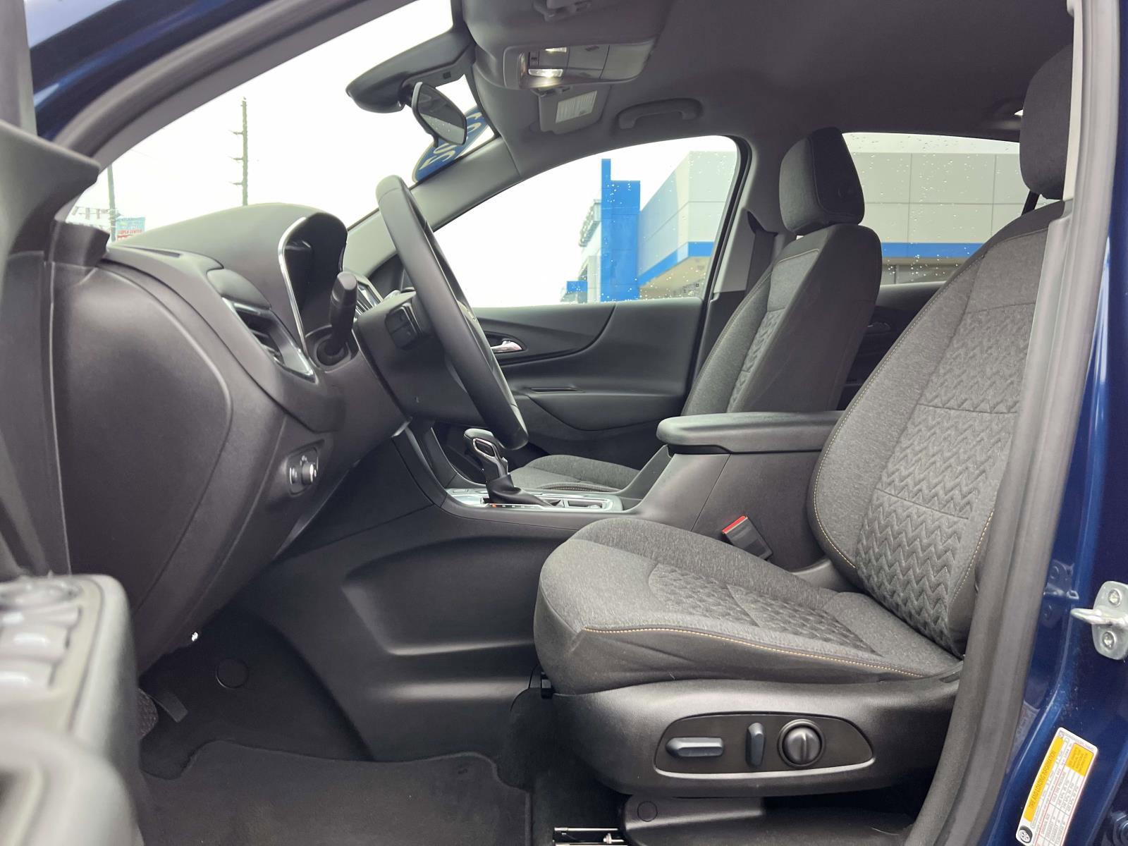 Certified 2023 Chevrolet Equinox LT image 9