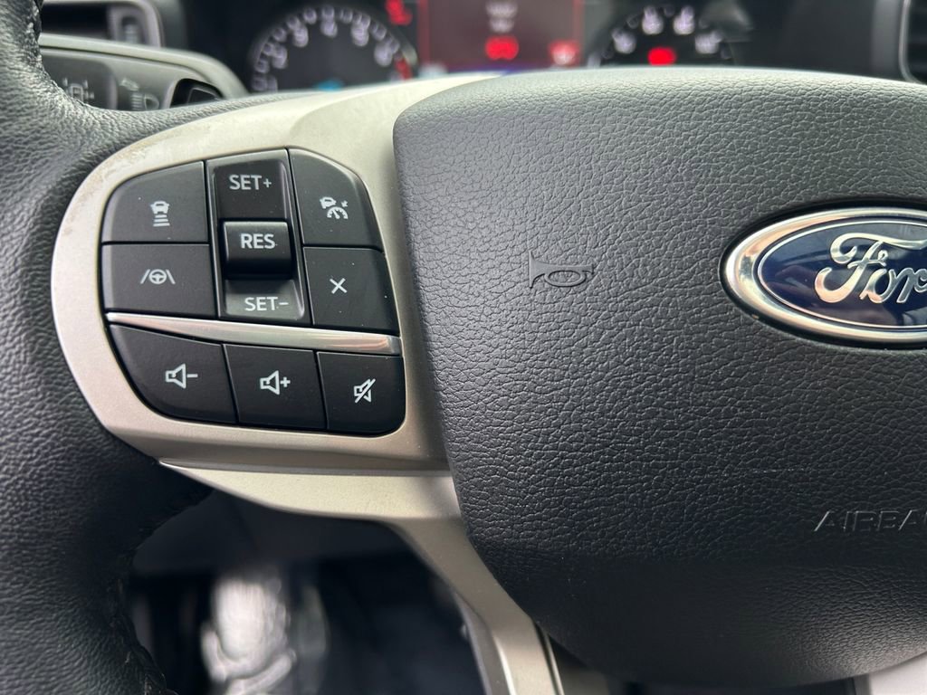 Used 2021 Ford Explorer Limited w/ Hybrid Equipment Group 310A image 17