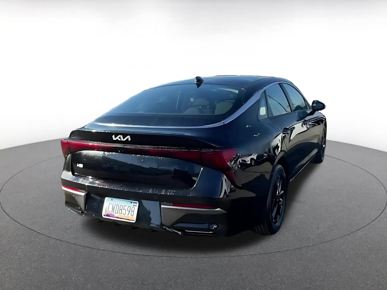 Used 2021 Toyota Camry SE image 14