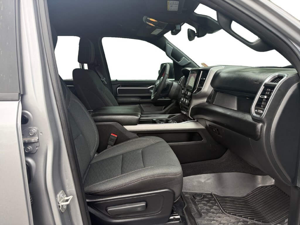 Used 2025 RAM 1500 Big Horn AWD/4WD image 15