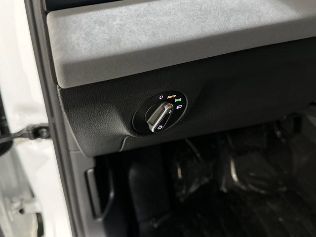 New 2026 Volkswagen Jetta SE image 35