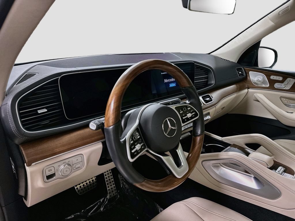 Certified 2022 Mercedes-Benz GLS 450 4MATIC image 4
