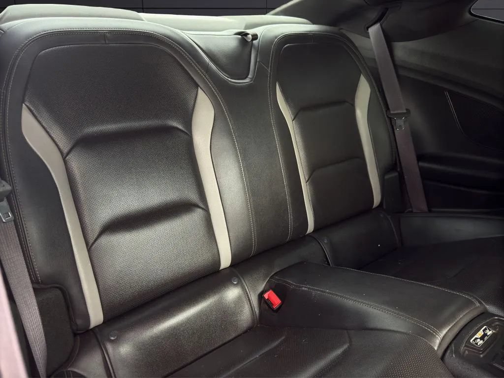 Used 2017 Chevrolet Camaro SS RWD image 19