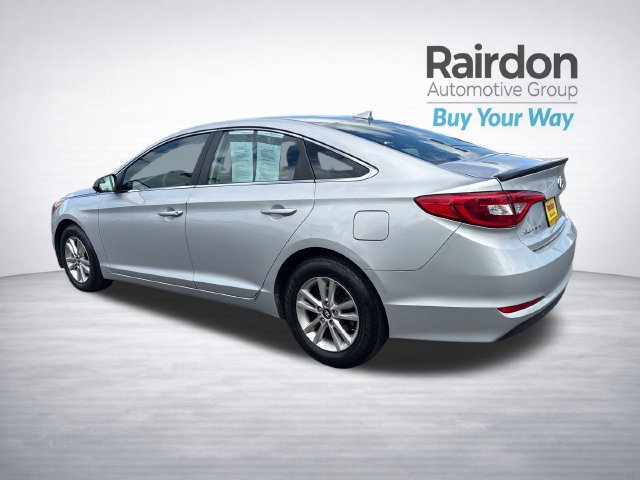 Used 2015 Hyundai Sonata SE FWD image 5