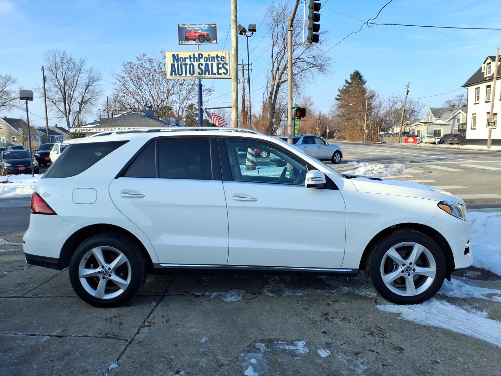 Used 2018 Mercedes-Benz GLE 350 4MATIC image 1