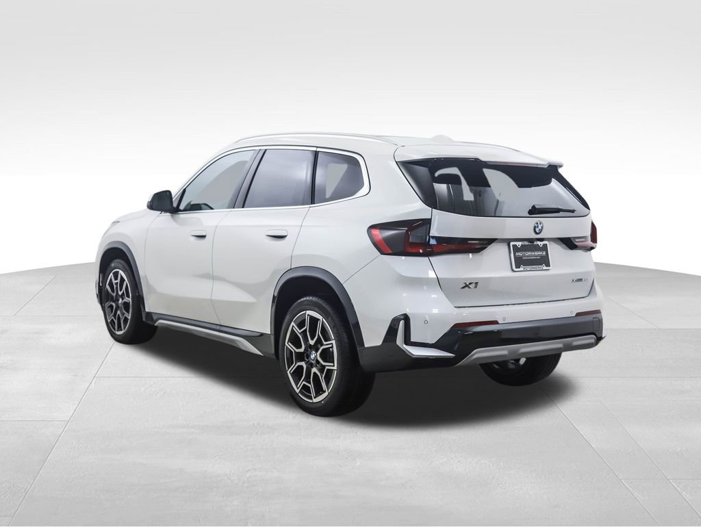 New 2026 BMW X1 xDrive28i w/ Convenience Package image 3