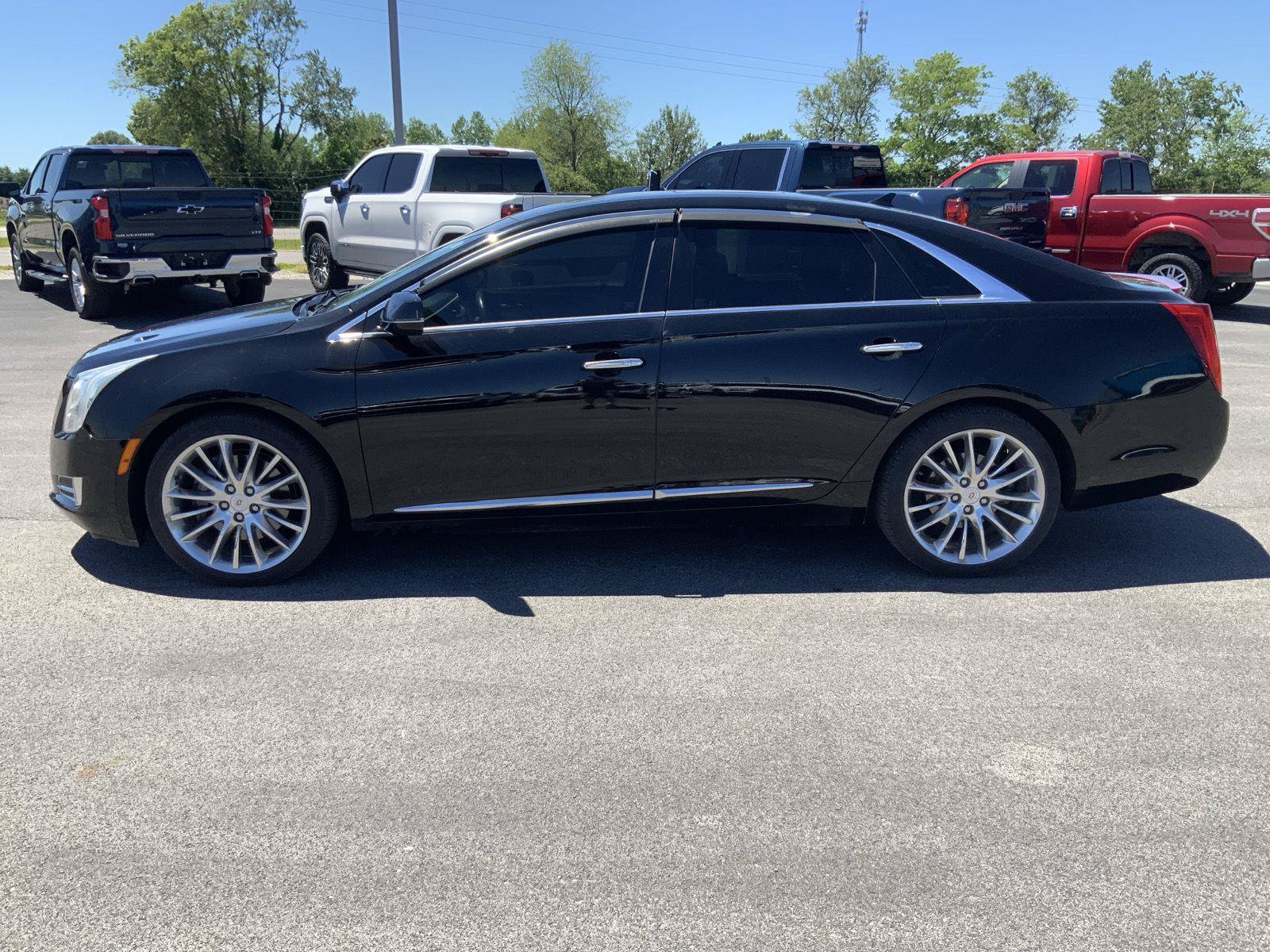 Used 2013 Cadillac XTS Platinum AWD/4WD image 5