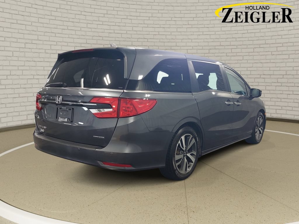 Used 2023 Honda Odyssey Touring image 5