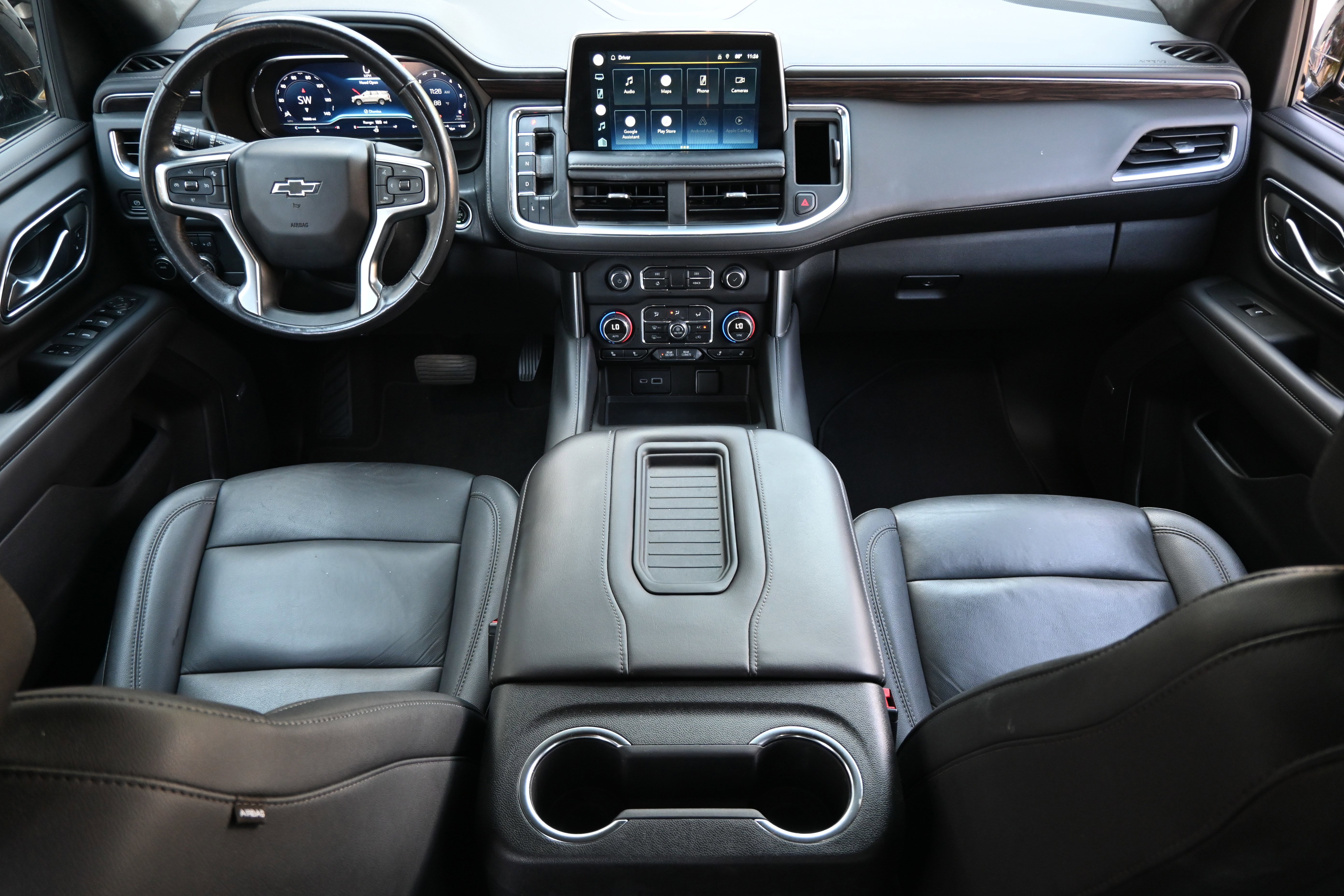 Used 2022 Chevrolet Tahoe Z71 w/ Luxury Package image 32