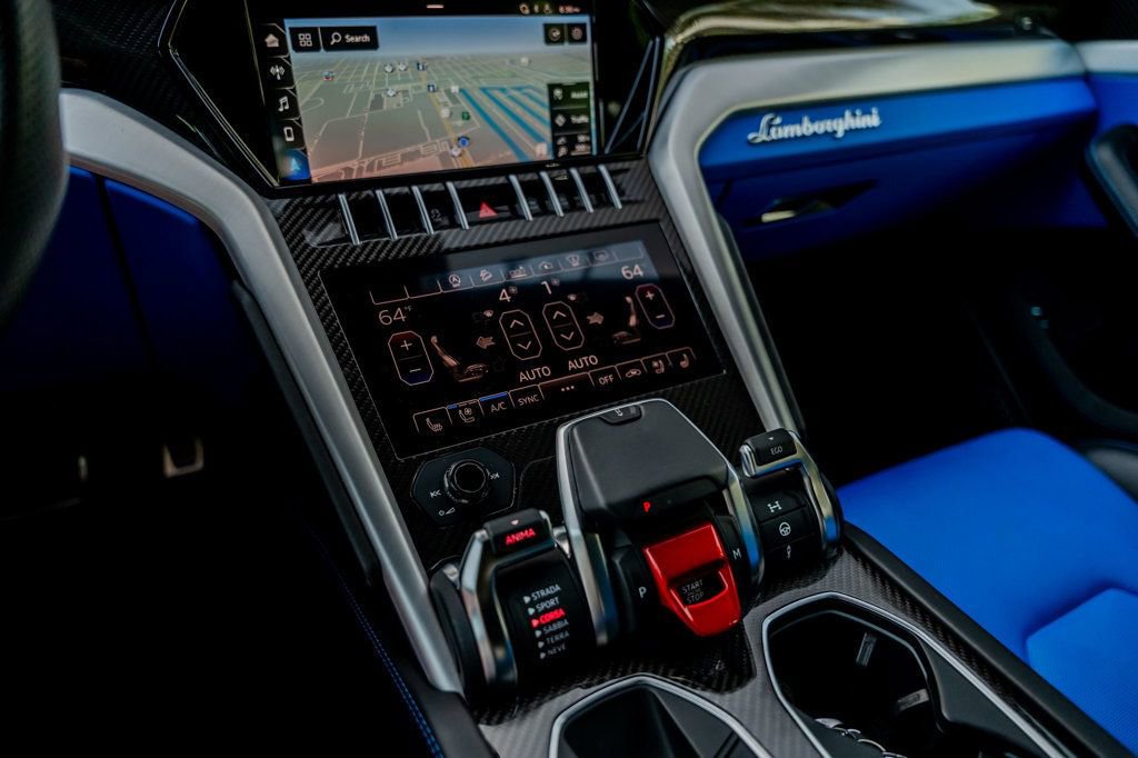 Used 2020 Lamborghini Urus image 48