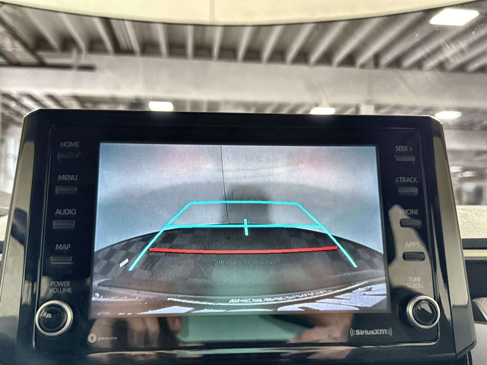 Used 2022 Toyota Corolla LE image 19