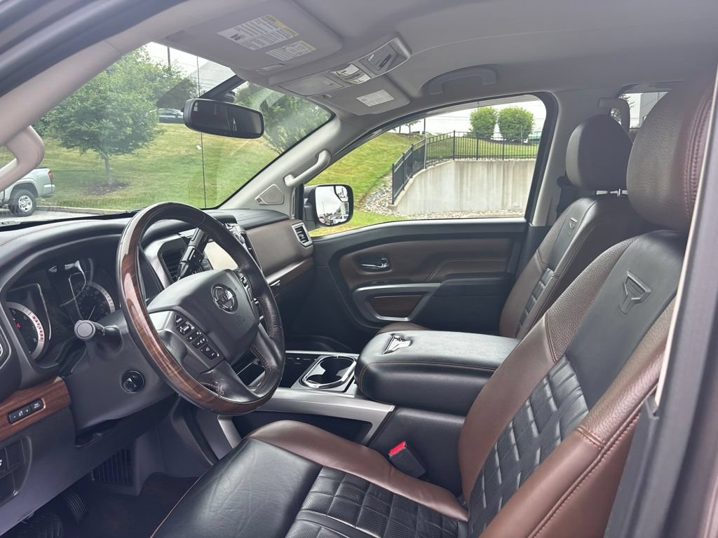 Used 2018 Nissan Titan Platinum Reserve w/ Platinum Utility Package AWD/4WD image 21
