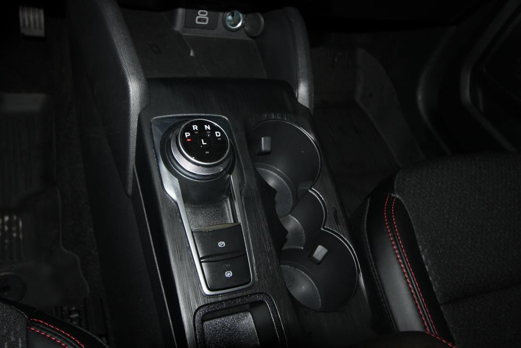 Used 2025 Ford Escape ST-Line Select w/ Tech Pack #2 AWD/4WD image 17